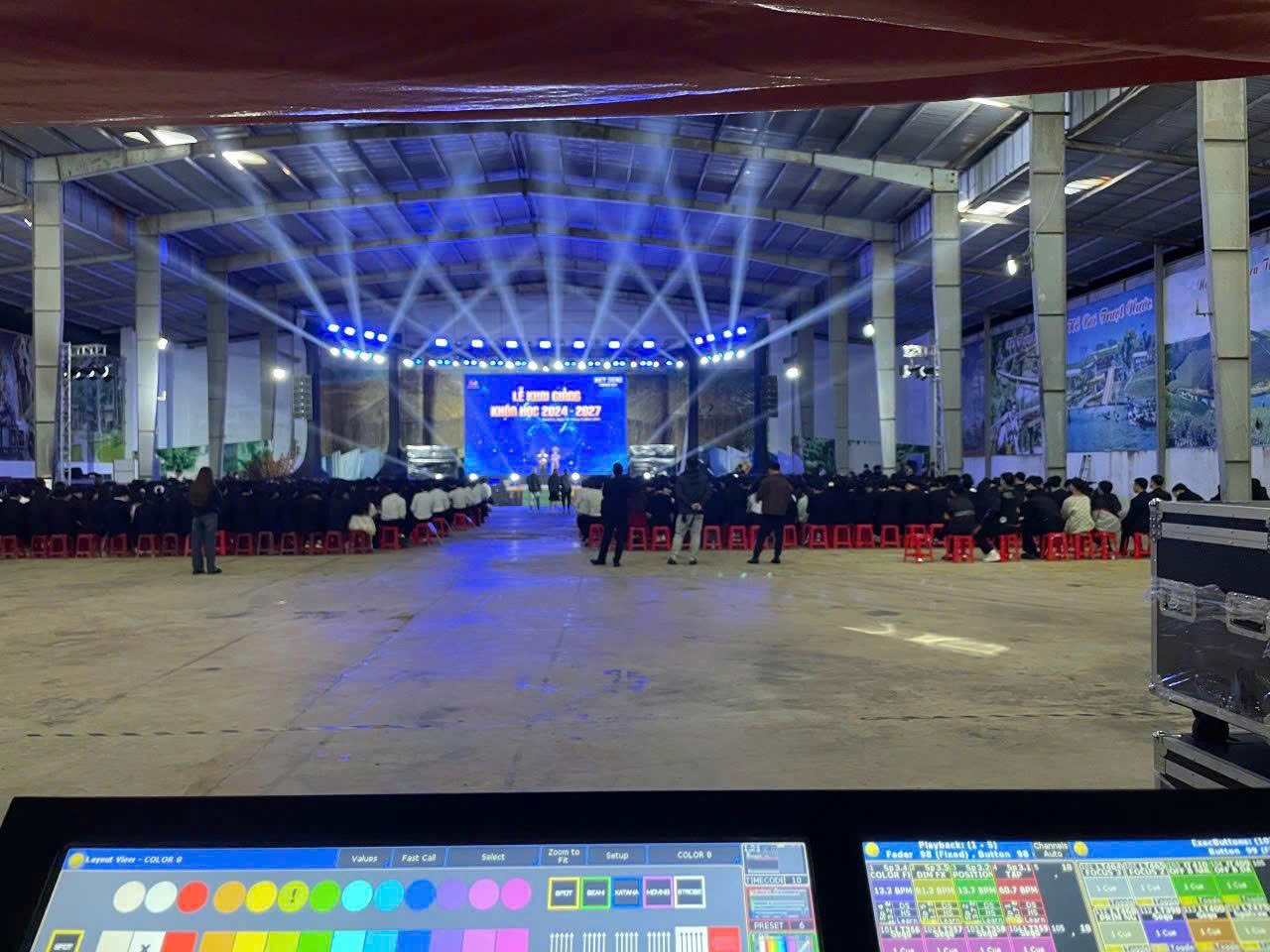 Công ty sự kiện